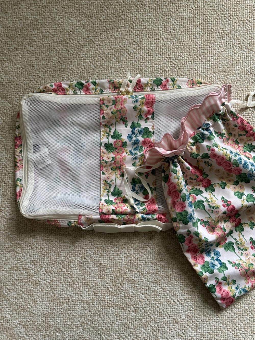 Sanderson x Mark & Graham Floral Lined Travel Packing Organizer Set